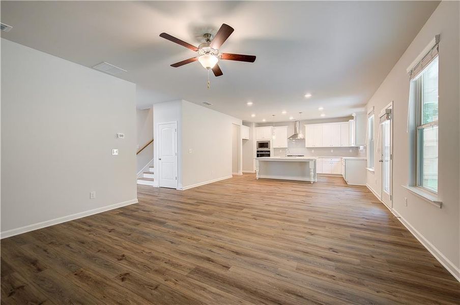 Spacious, unfurnished interior of a new home in Hamilton Lakes, Lawrenceville (Image 32).