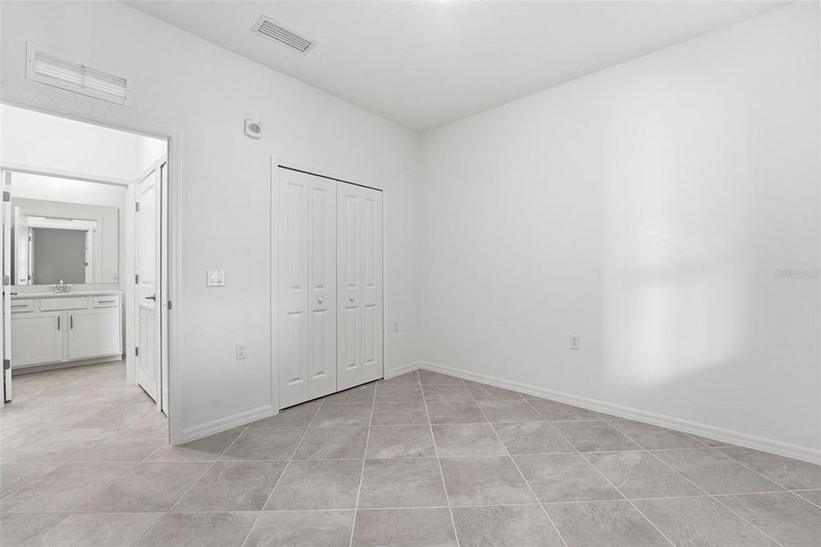 Spacious, unfurnished interior of a new home in , Punta Gorda (Image 29).