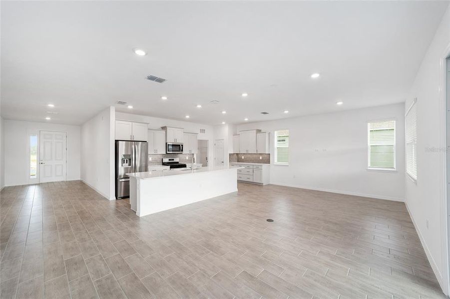 Spacious, unfurnished interior of a new home in , Ocala (Image 27). Spacious, unfurnished interior of a new home in , Ocala (Image 27).