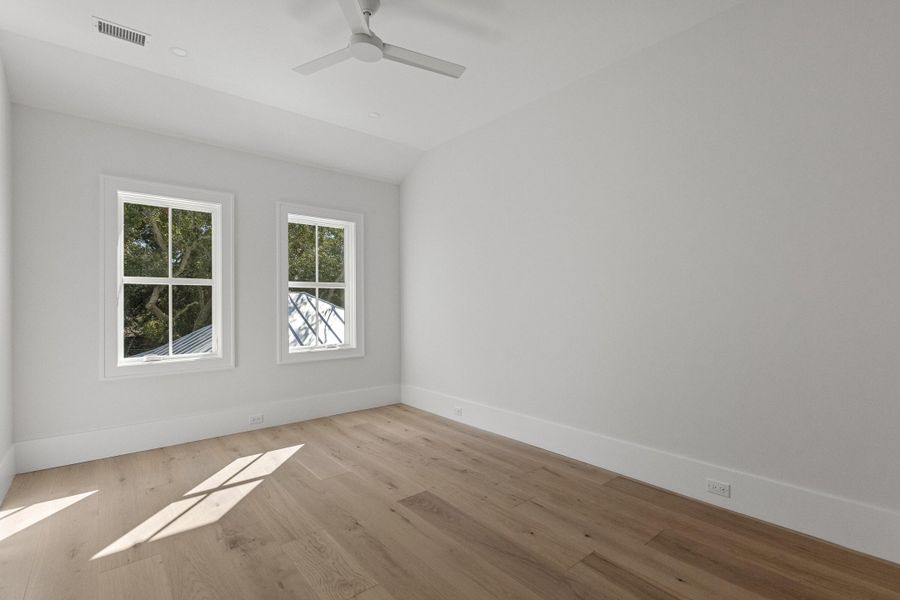 Spacious, unfurnished interior of a new home in , Sullivan's Island (Image 41).