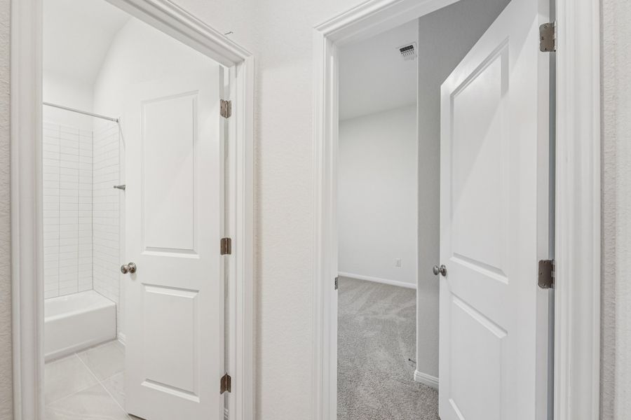 Spacious, unfurnished interior of a new home in Crosswinds, Kyle (Image 22). Spacious, unfurnished interior of a new home in Crosswinds, Kyle (Image 22).