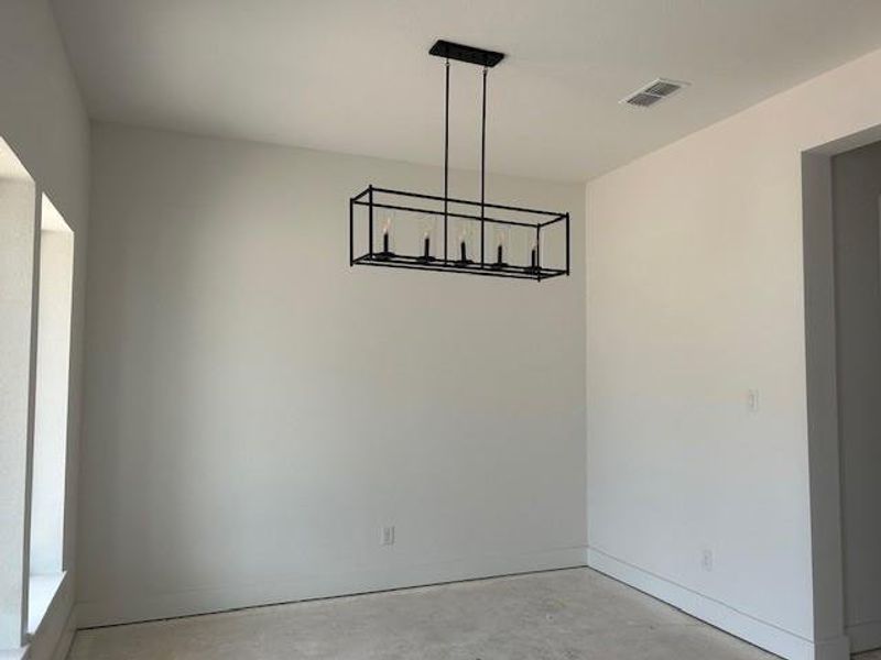 Spacious, unfurnished interior of a new home in , Fulshear (Image 7).