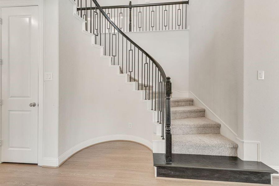 Spacious, unfurnished interior of a new home in Monterra, Rockwall (Image 14). Spacious, unfurnished interior of a new home in Monterra, Rockwall (Image 14).