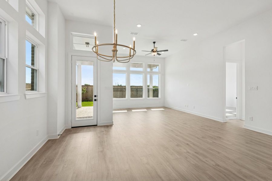 The Carolcrest - Dining The Carolcrest - Dining