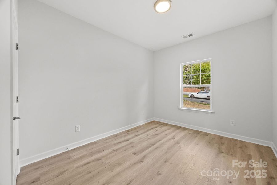 Spacious, unfurnished interior of a new home in , Gastonia (Image 13).
