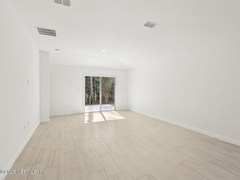 Spacious, unfurnished interior of a new home in , Palm Coast (Image 8).