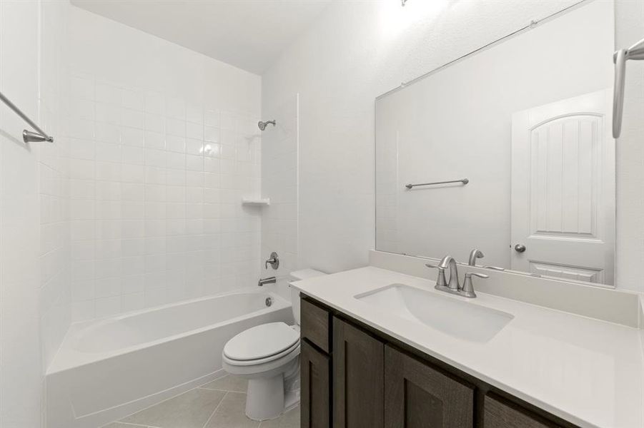 05. 1443 Canadian - 2ND Bath