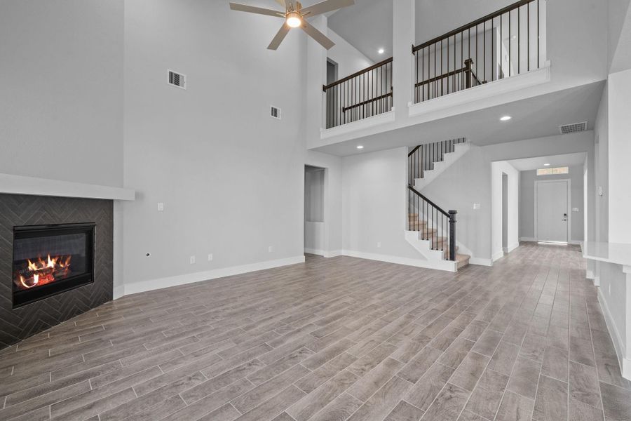Spacious, unfurnished interior of a new home in Beacon Hill, Waller (Image 16).
