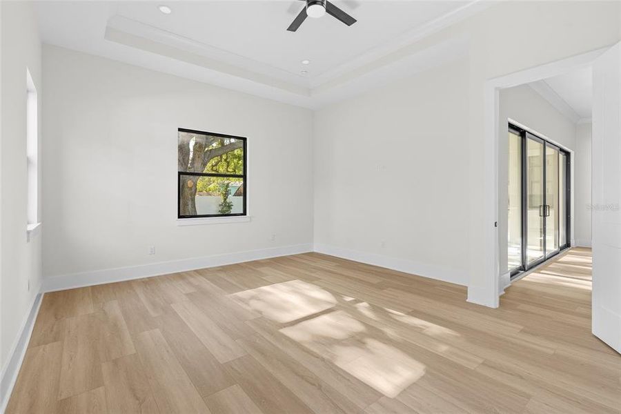 Spacious, unfurnished interior of a new home in , Safety Harbor (Image 32).
