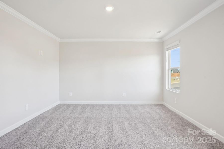 Photo is not of the actual home, but is an inspirational photo of builder’s model home and may depict options, furnishings, and/or decorator features that are not included Photo is not of the actual home, but is an inspirational photo of builder’s model home and may depict options, furnishings, and/or decorator features that are not included