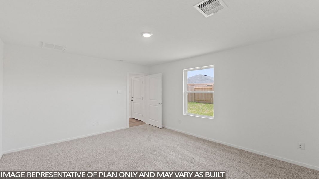 Spacious, unfurnished interior of a new home in Lexington Heights, Willis (Image 26).