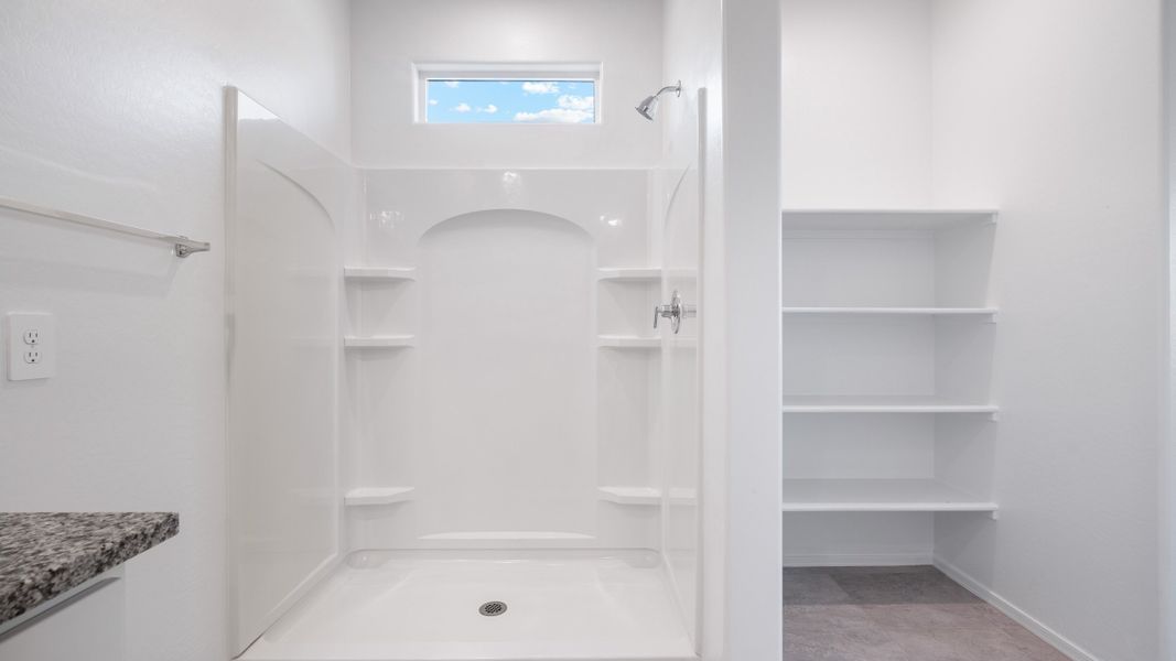 Spacious, unfurnished interior of a new home in Anthem at Merrill Ranch, Florence (Image 19).