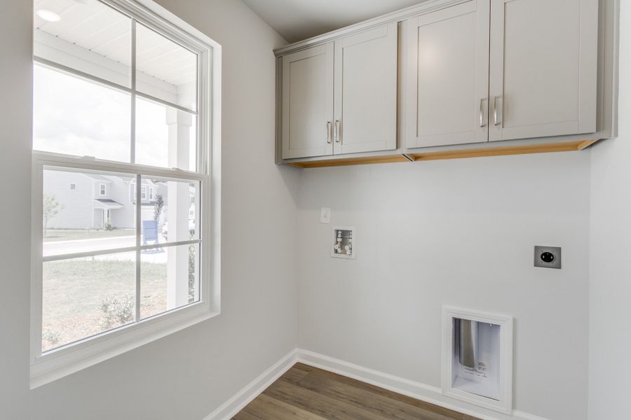 Spacious, unfurnished interior of a new home in Bluefield, Lexington (Image 27). Spacious, unfurnished interior of a new home in Bluefield, Lexington (Image 27).