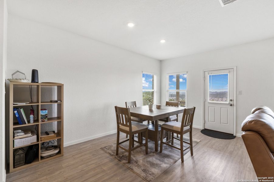 Furnished interior view inside a new home in , Bulverde (Image 16). Furnished interior view inside a new home in , Bulverde (Image 16).