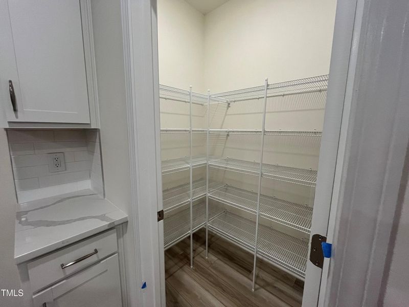Walk in Pantry
