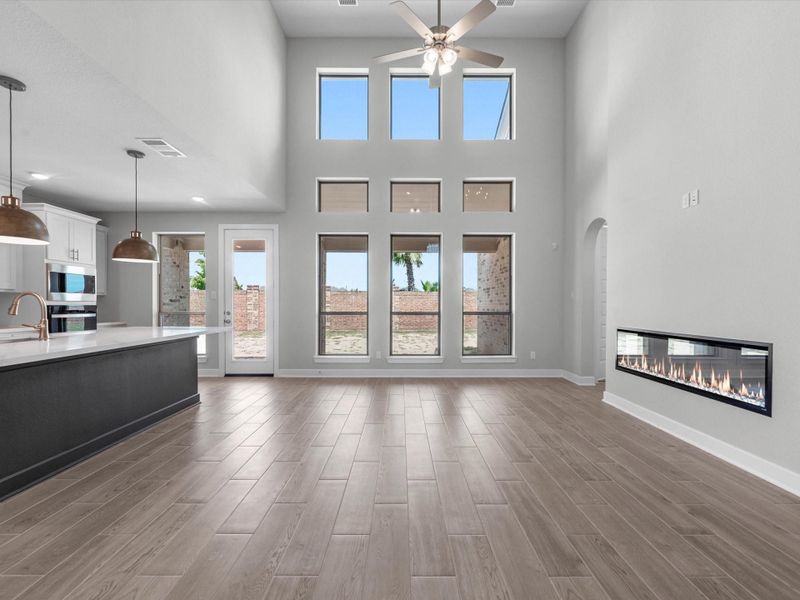 Spacious, unfurnished interior of a new home in Lago Mar - 60', Texas City (Image 22). Spacious, unfurnished interior of a new home in Lago Mar - 60', Texas City (Image 22).