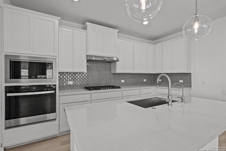 Furnished interior view inside a new home in Mayfair 50', New Braunfels (Image 10).