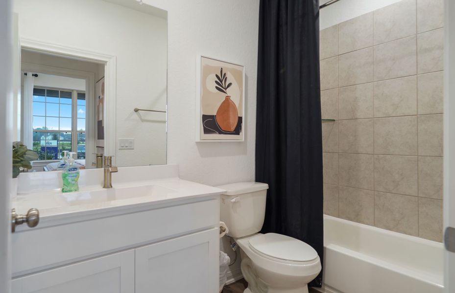 Full Guest Bath on First Floor Full Guest Bath on First Floor