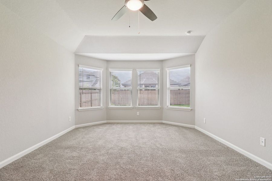 Spacious, unfurnished interior of a new home in Kallison Ranch, San Antonio (Image 33). Spacious, unfurnished interior of a new home in Kallison Ranch, San Antonio (Image 33).