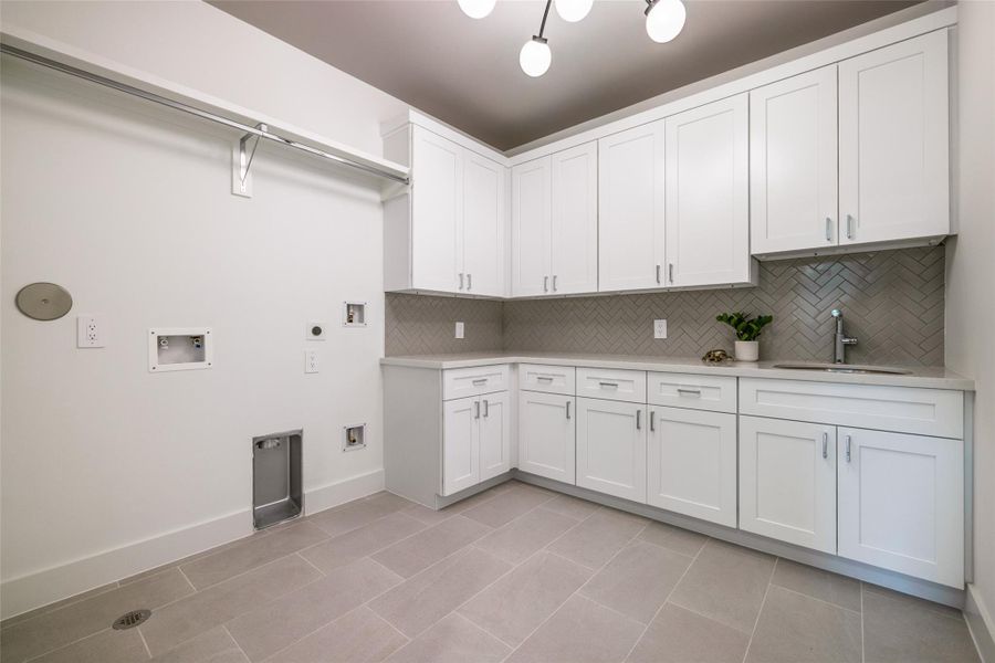 Furnished interior view inside a new home in , Houston (Image 41).