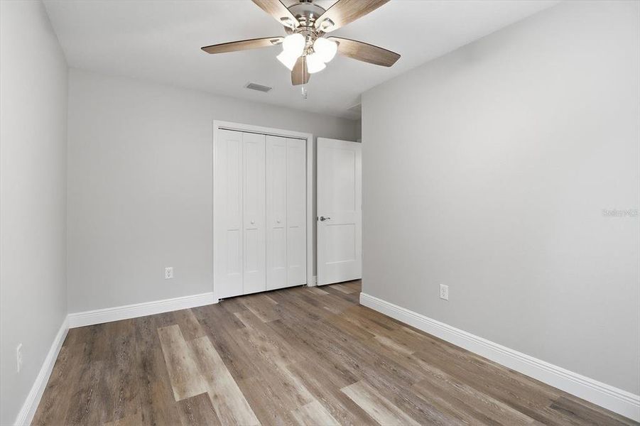 Spacious, unfurnished interior of a new home in , Crystal River (Image 16).