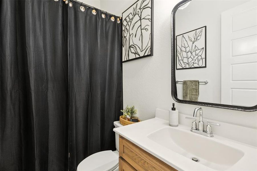 Furnished interior view inside a new home in , Rowlett (Image 21).