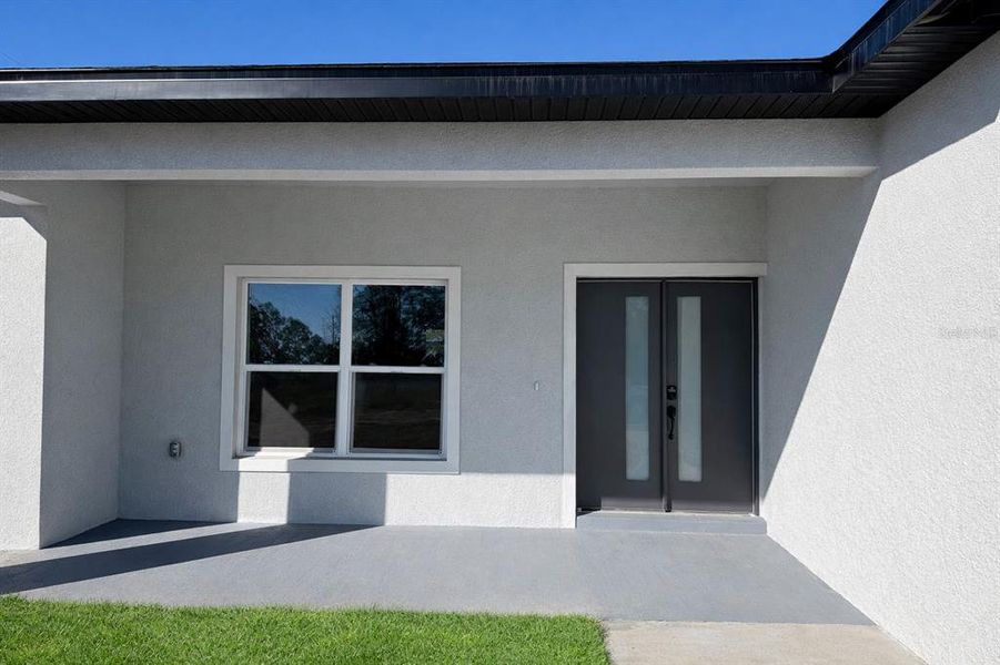 Exterior details and patio area of a home in , Citrus Springs (Image 21).