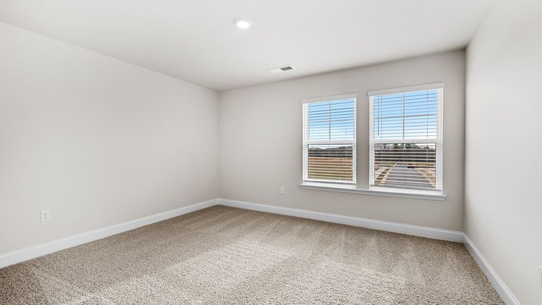 Spacious, unfurnished interior of a new home in Westland, Bogart (Image 25).