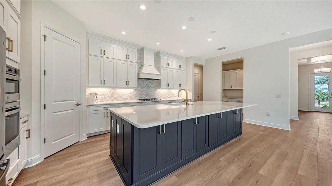 Furnished interior view inside a new home in , Venice (Image 6).