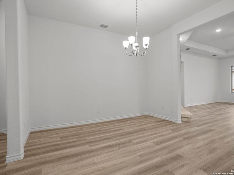 Spacious, unfurnished interior of a new home in Potranco Oaks, Castroville (Image 17). Spacious, unfurnished interior of a new home in Potranco Oaks, Castroville (Image 17).