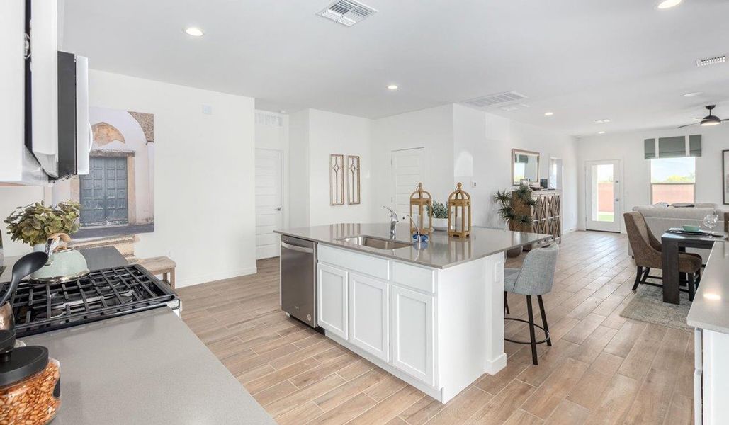 Furnished interior view inside a new home in Hanson Ridge, Vail (Image 6).