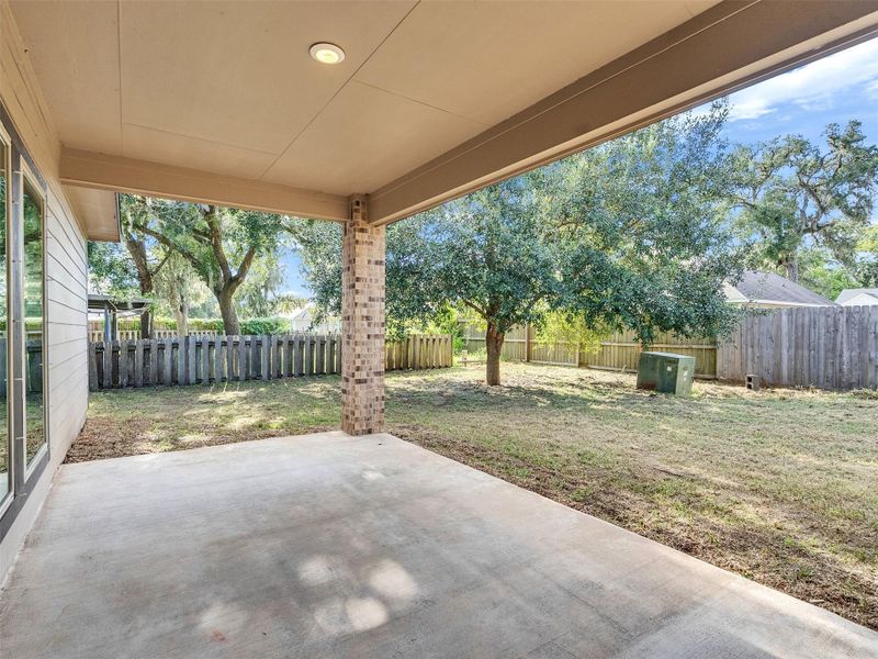 Exterior details and patio area of a home in , West Columbia (Image 1).