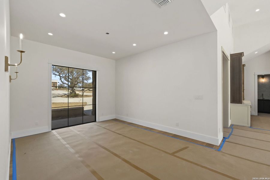 Image 36 of a home in .