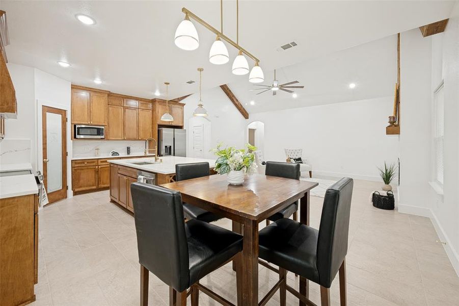 Furnished interior view inside a new home in , Fort Worth (Image 9).