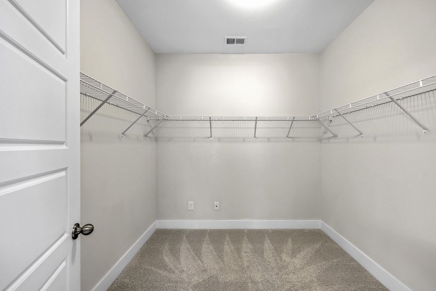 Spacious, unfurnished interior of a new home in , Dorchester (Image 23).