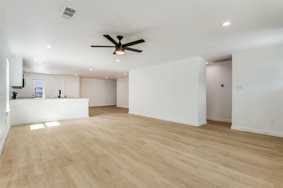 Spacious, unfurnished interior of a new home in , Terrell (Image 12).