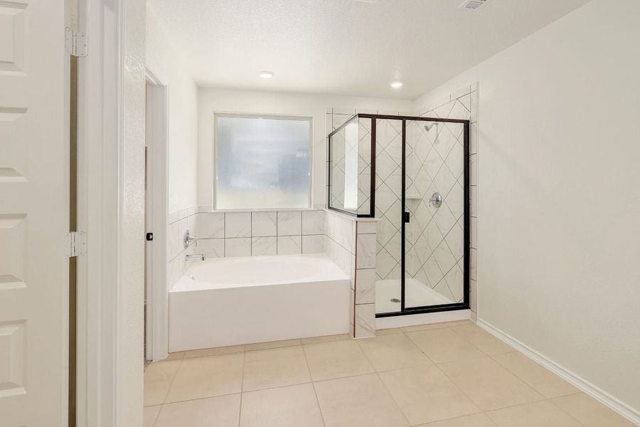 Furnished interior view inside a new home in Stoney Chase, Del Valle (Image 11). Furnished interior view inside a new home in Stoney Chase, Del Valle (Image 11).
