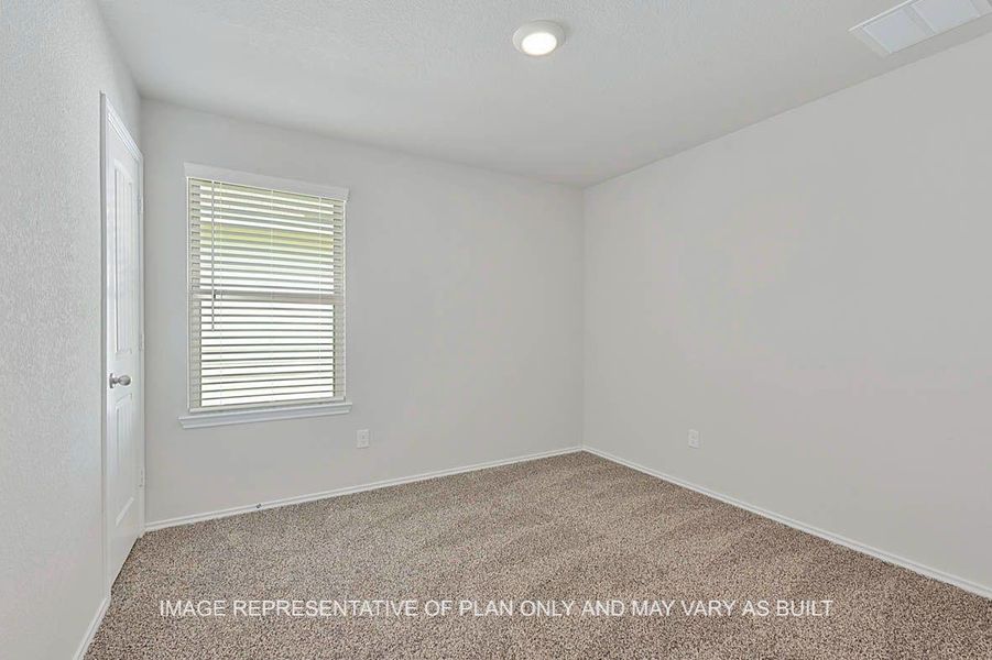 Spacious, unfurnished interior of a new home in Pleasant Hill, Bryan (Image 17).