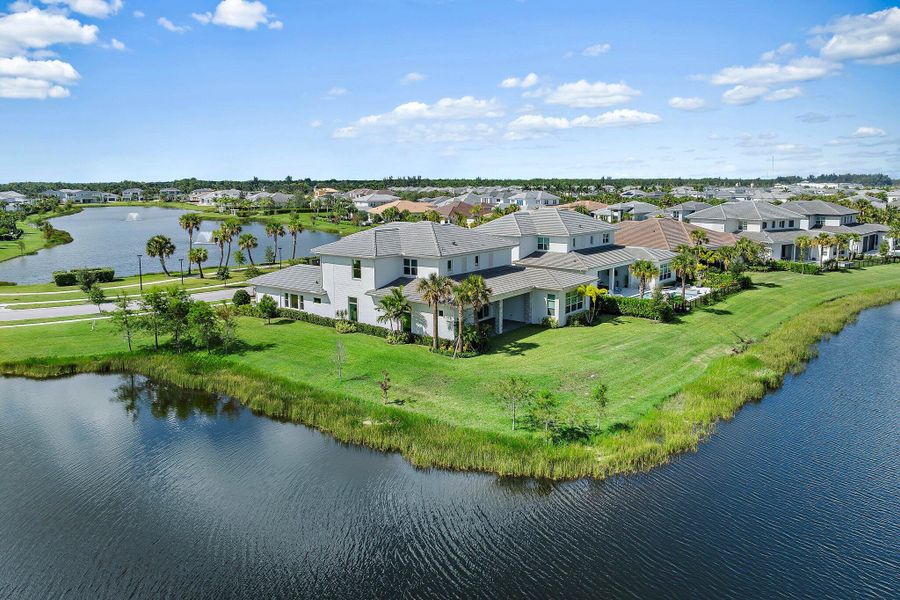 Image 33 of a home in Coral Isles at Avenir.