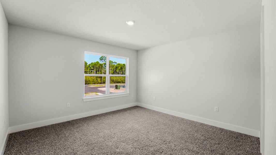 Spacious, unfurnished interior of a new home in Chateau Nemours, Port Saint Joe (Image 34).