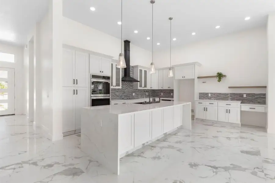 13-web-or-mls-116 Longview Way N-12