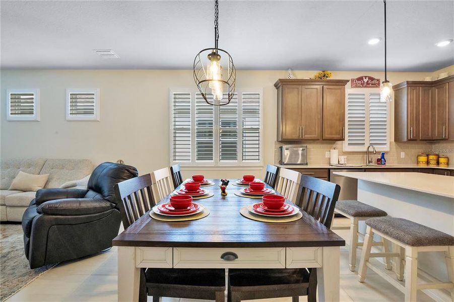Furnished interior view inside a new home in Del Webb Oasis, Winter Garden (Image 17).
