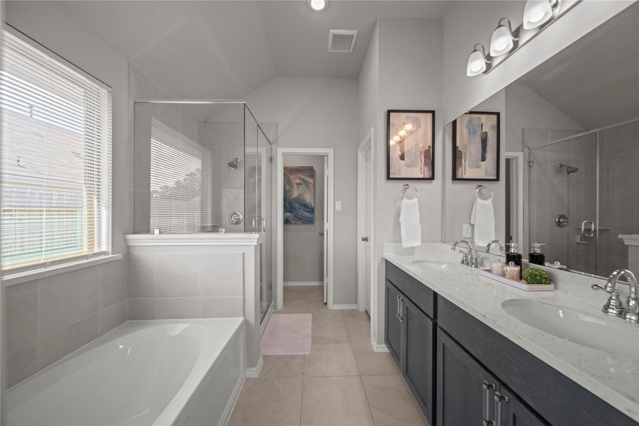 Furnished interior view inside a new home in The Meadows at Imperial Oaks 40', Conroe (Image 9).