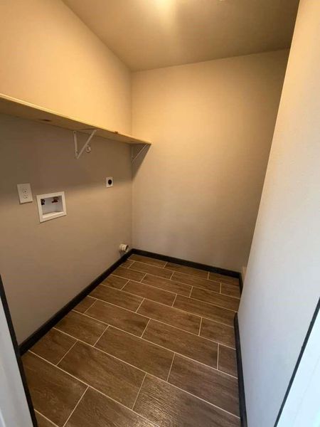 Spacious, unfurnished interior of a new home in , Cleveland (Image 8).