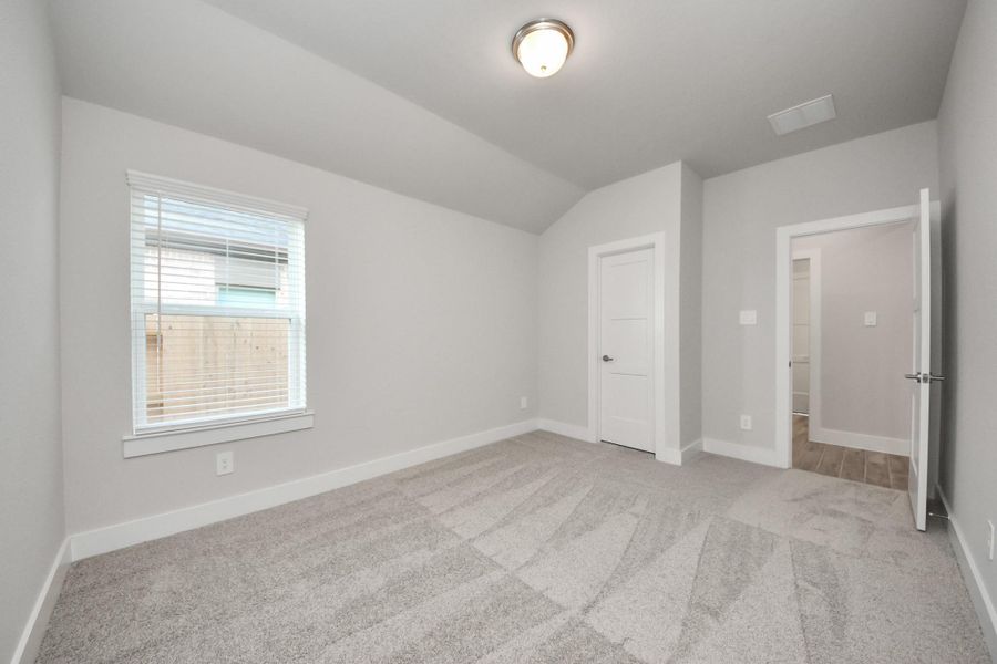 Spacious, unfurnished interior of a new home in Laurel Landing: Landmark Collection, Alvin (Image 35). Spacious, unfurnished interior of a new home in Laurel Landing: Landmark Collection, Alvin (Image 35).