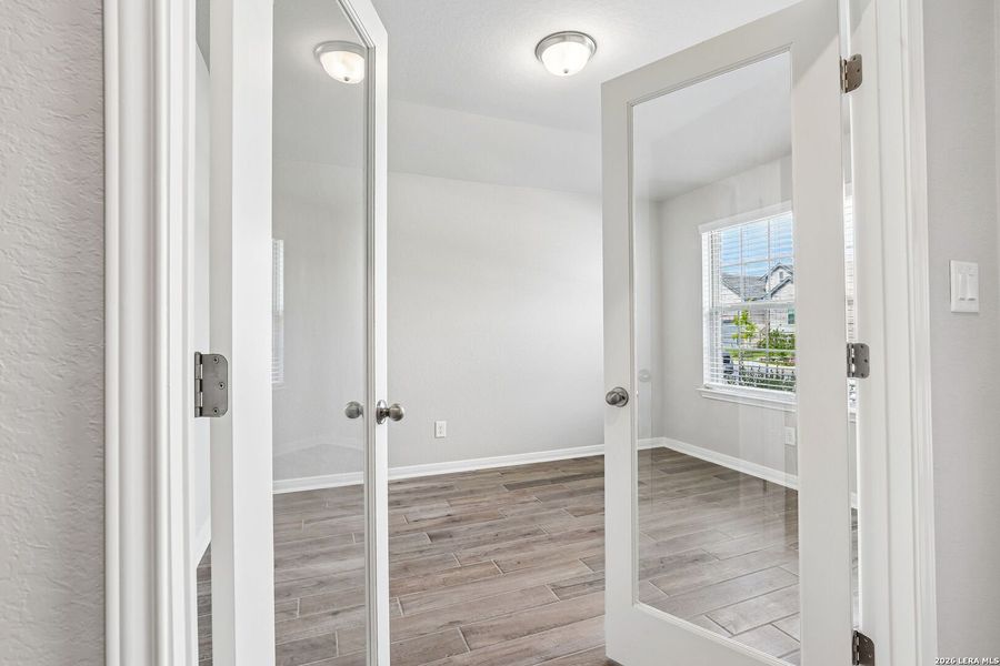 Spacious, unfurnished interior of a new home in Kallison Ranch, San Antonio (Image 22).