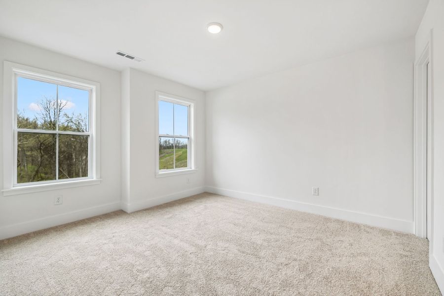 Spacious, unfurnished interior of a new home in Devonshire, Mount Juliet (Image 23).