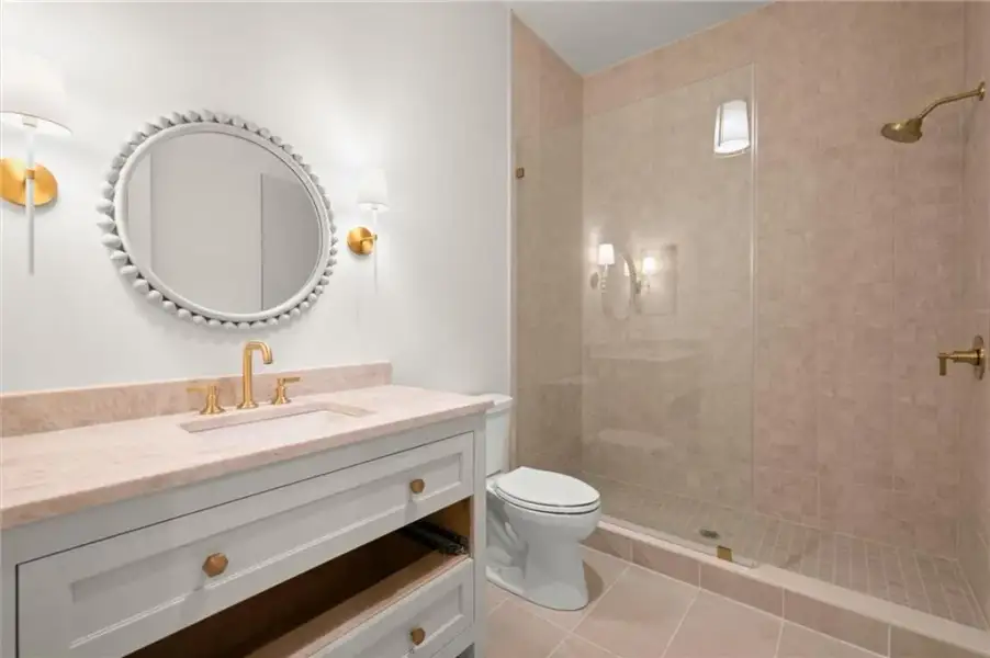 Furnished interior view inside a new home in , Alpharetta (Image 15).