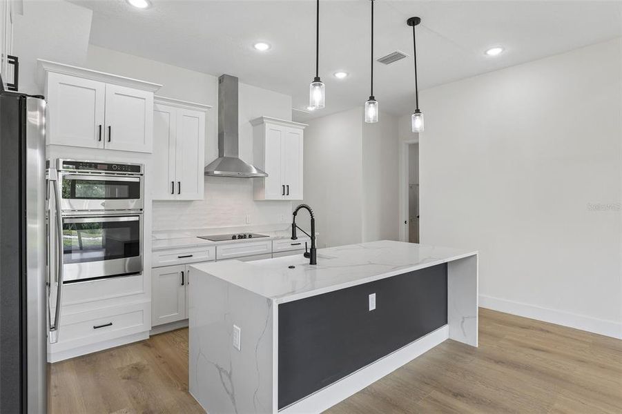 Furnished interior view inside a new home in , Auburndale (Image 11).