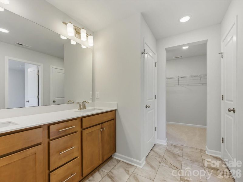 Owner's Bath